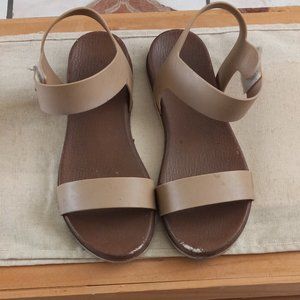 Simple Everyday Beige Chic Sandals